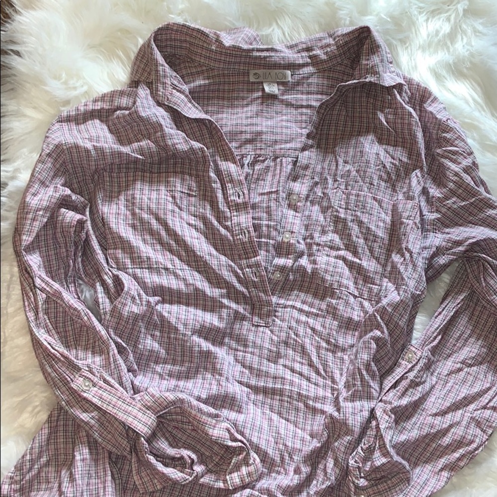 Lila Rose plaid button down top